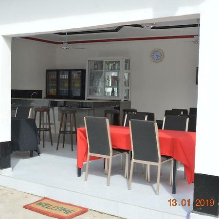 Sukuta Nema Guest House Banjul Esterno foto